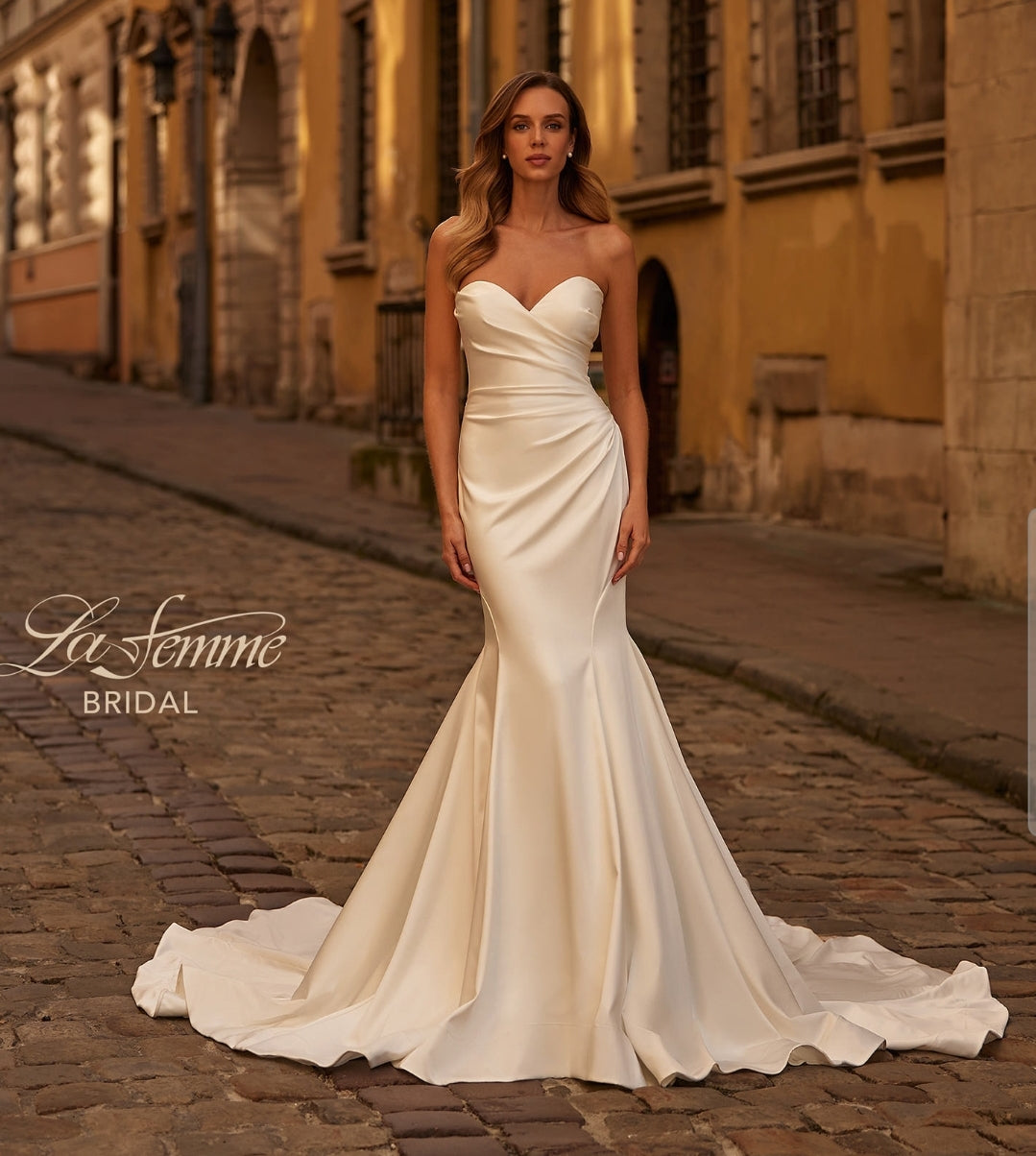 Bridal Dress designer Lafemme