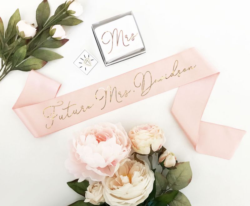Custom Bridal Shower or Bachelorette Sash, Pin and Box